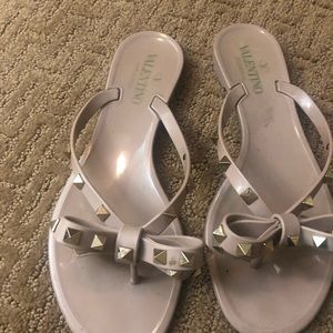 Valentino rock stud PVC beige 38 flip flops